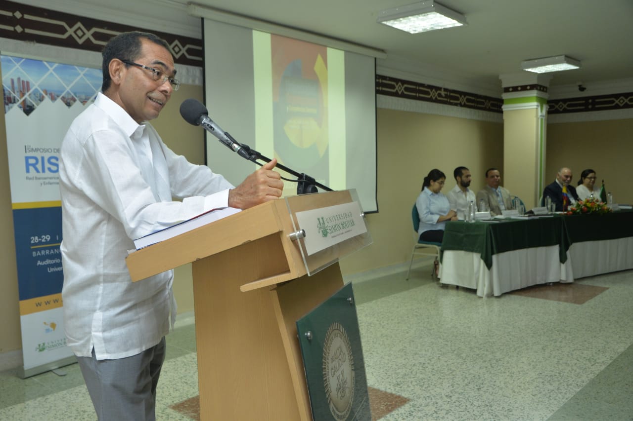 Dr. José Consuegra Bolívar en inauguración de simposio de Risrecp